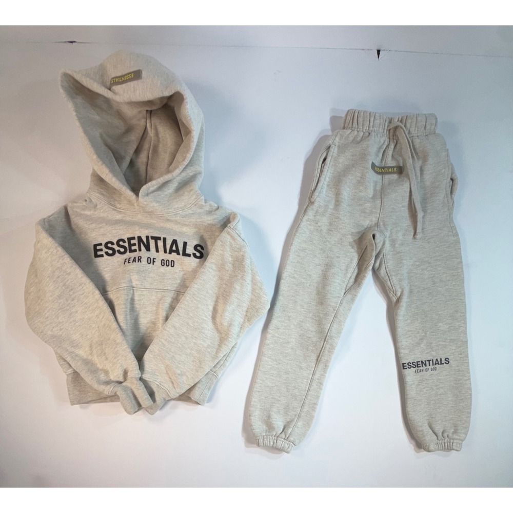 Fear of God Essentials Kids Pullover Hoodie and Sweatpants Set Grey XS 4/5